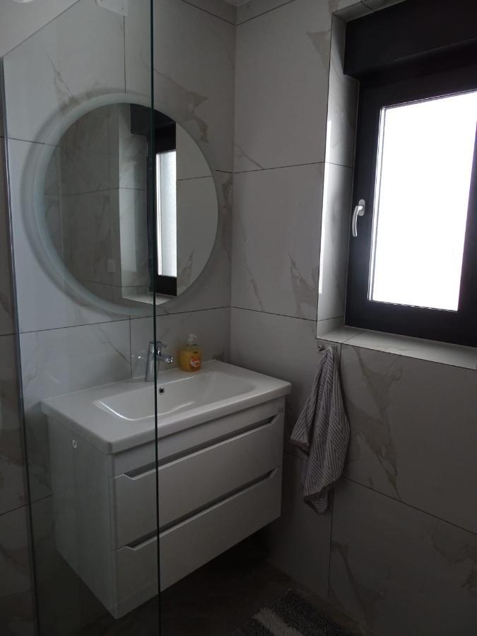 Apartman Dabrovic Novska エクステリア 写真