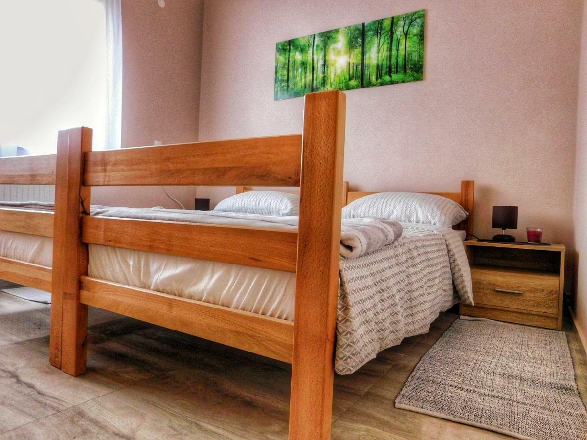 Apartman Dabrovic Novska エクステリア 写真