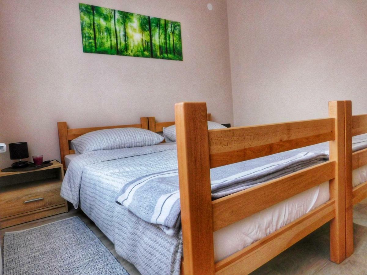 Apartman Dabrovic Novska エクステリア 写真